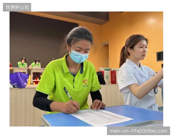 江苏省引入“慧眼”AI体态评估系统，完成对百万中小学生脊柱侧弯风险的初步筛查